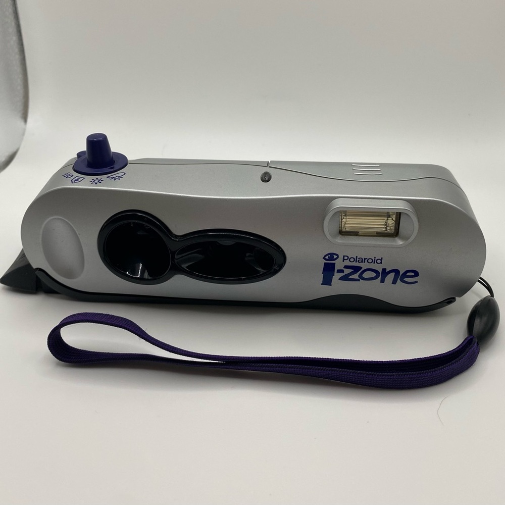 VTG 1999 Polaroid i-Zone Silver with Purple Strap